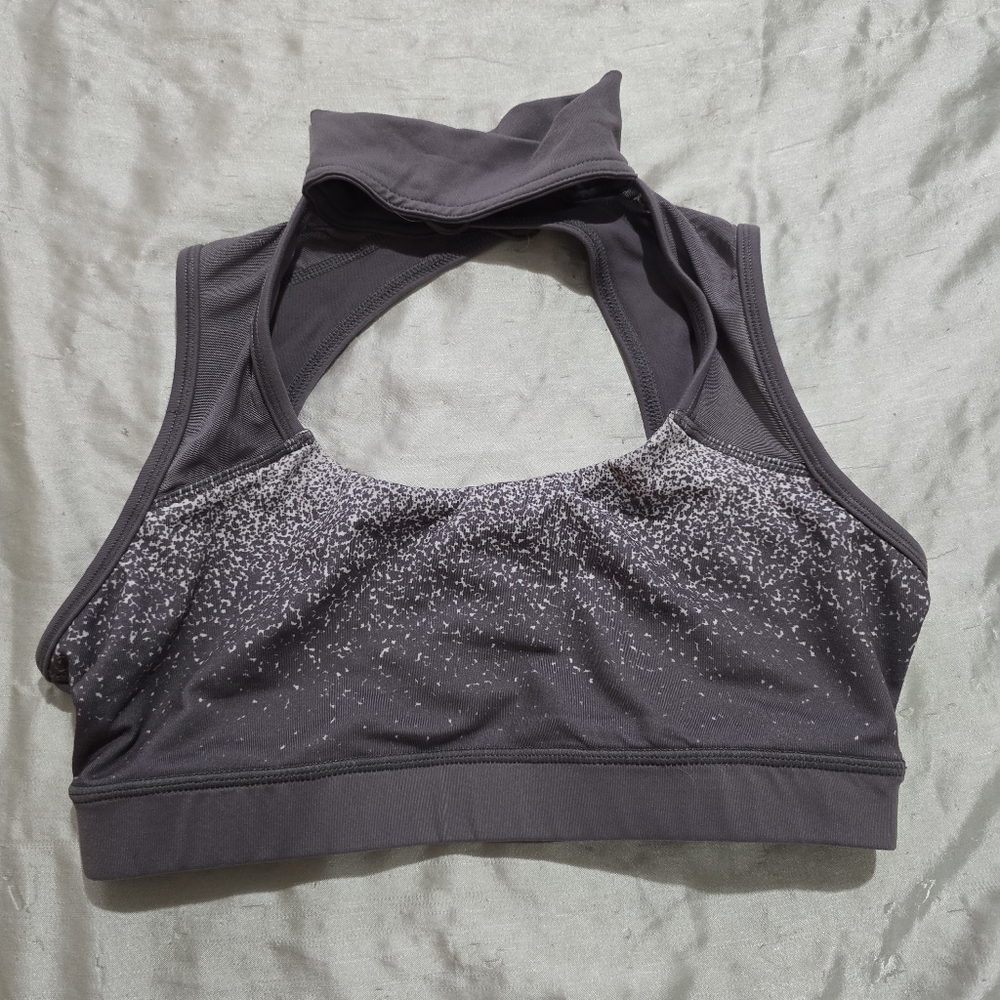 EUC Ivy Sky Gray White High Neck Dancewear Cropped Bra Top Size Small Adult